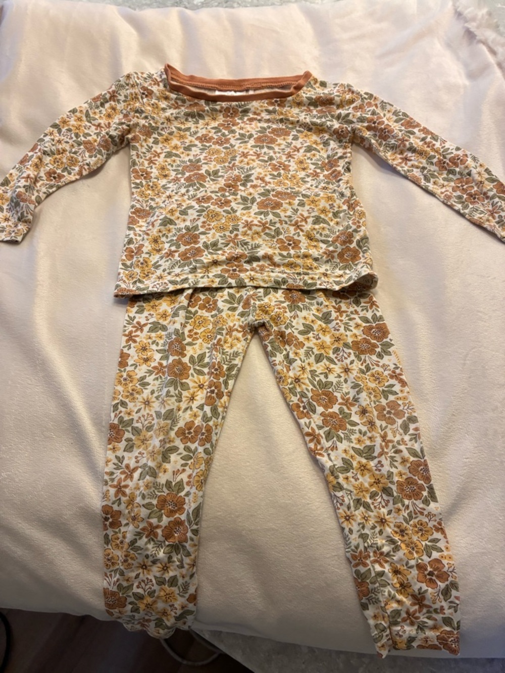 Girls Floral Long-Sleeve Pajama Set - Cream with Rust Floral Print